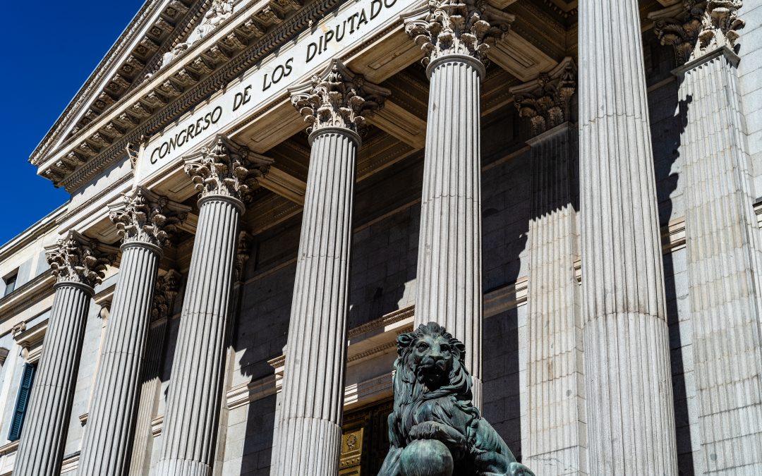 El Gobierno modifica el modelo de ayuda a domicilio